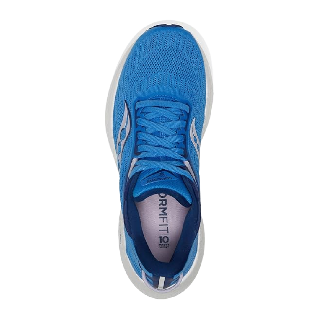 Top view of Women’s Saucony Triumph 21 in Blue Light/Mauve – featuring a structured mesh upper in soft blue tones, traditional lace-up design, padded tongue and collar, and streamlined silhouette for a secure, breathable fit.